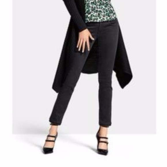 CAbi Pants - CAbi Black Trouser Cropped Pants Style #3201 Size 10